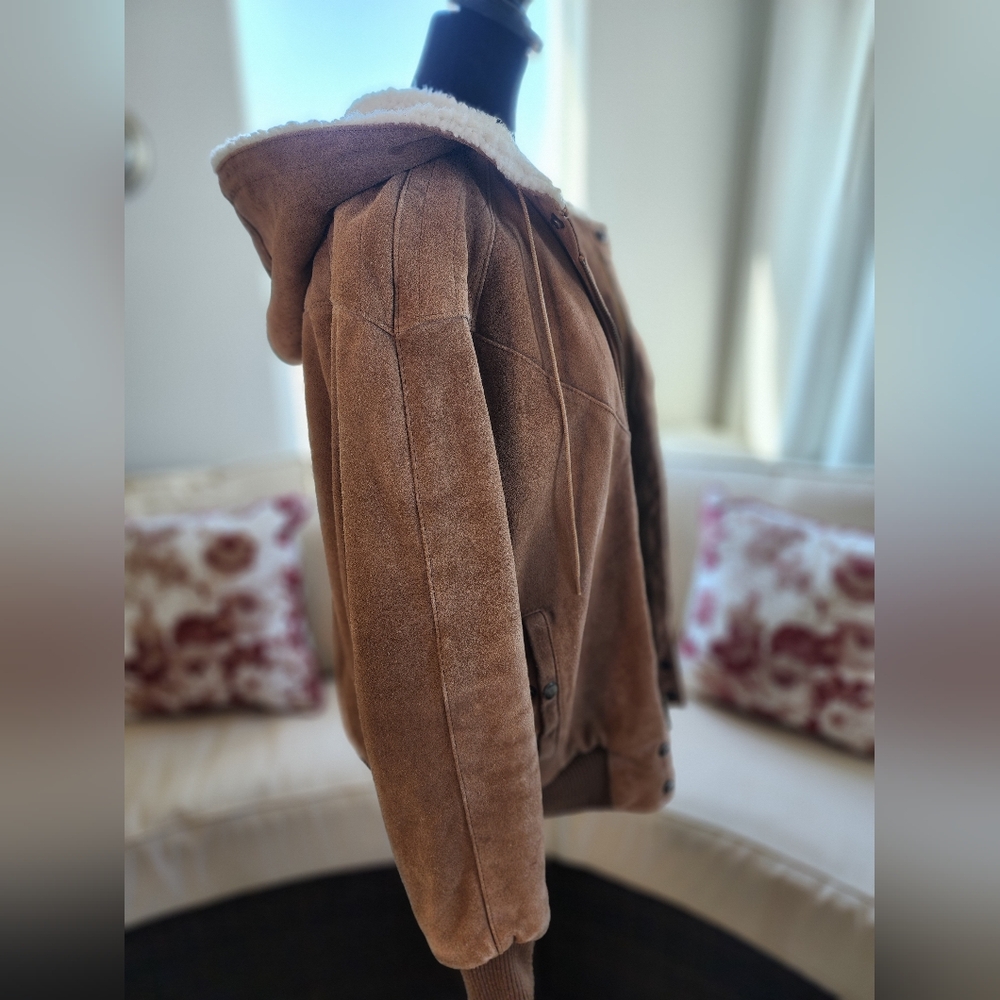 Great Condition Womens Shearling Lined Tan Leather Jacket size 36 - Picture 6 of 12